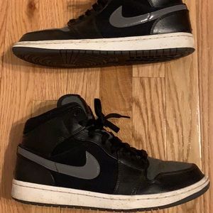 Jordan 1 Mid SE Winterized